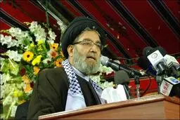 جهان اسلام درگیر افراط و تروریسم است/ آمریکا عامل ناامنی منطقه است