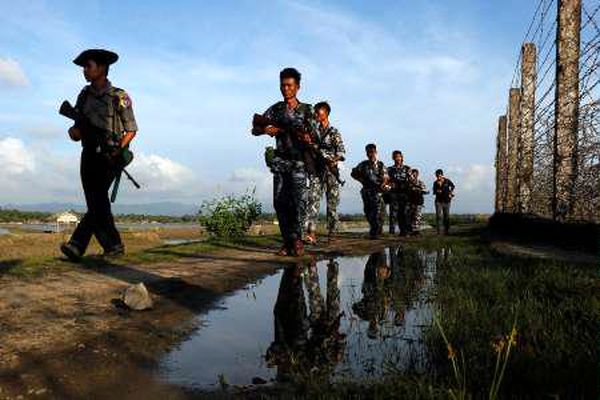 ۲۸ مسلمان به دست ارتش میانمار شهید شدند