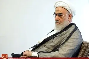 عیادت رئیس دفتر مقام معظم رهبری از خانم حدیدچی (دباغ)