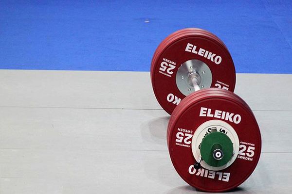 ۳ نشان طلا برای قوی‌ترین وزنه‌بردار نوجوان ایرانی/ روشنی هم ۳ مدال نقره گرفت