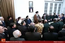 دیدار جمعی از مسئولان و شخصیت‌های استان اصفهان با رهبر معظم انقلاب