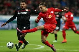 لایپزیک با شکست لورکوزن صدرنشین شد/ ادامه شگفتی سازی لایپزیک