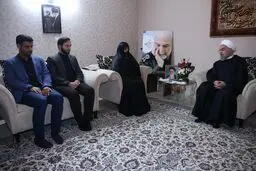 پاسداری از خون شهیدان وظیفه ای همگانی است/ ایران اسلامی در سایه فداکاری ‏ایثارگران، ایستادگی و مقاومت کرده است