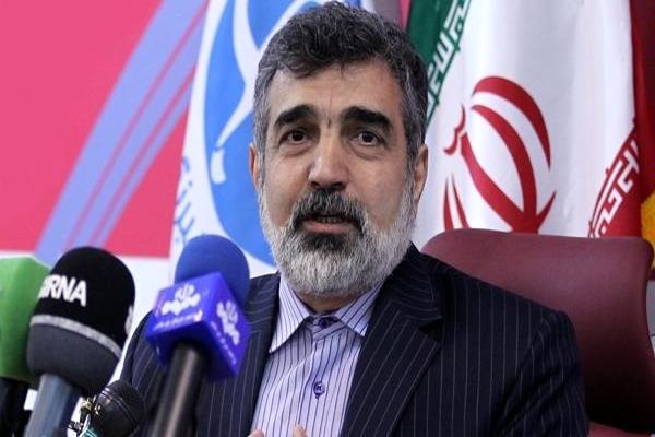 کمالوندی: مقادیری از آب‌ سنگین مازاد ایران به عمان برای فروش منتقل شده است
