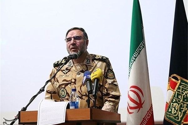 نیروهای مسلح ایران تفاوت ماهوی با نیروهای مسلح جهان دارند