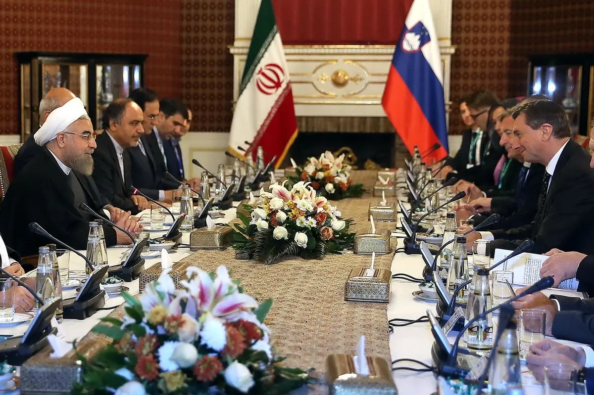ایران و اسلوونی ۳ سند همکاری امضا کردند