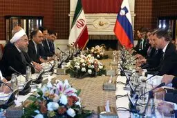 ایران و اسلوونی ۳ سند همکاری امضا کردند