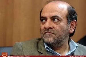 ورود توتال و شل به ایران ضد اقتصاد مقاومتی و خیانت است!/ ۷۰ درصد صنایع تعطیل است