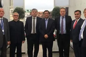 بی‌تفاوتی رئیس کل بیمه مرکزی در اخراج ۴ نجومی‌بگیر از برج رومی!