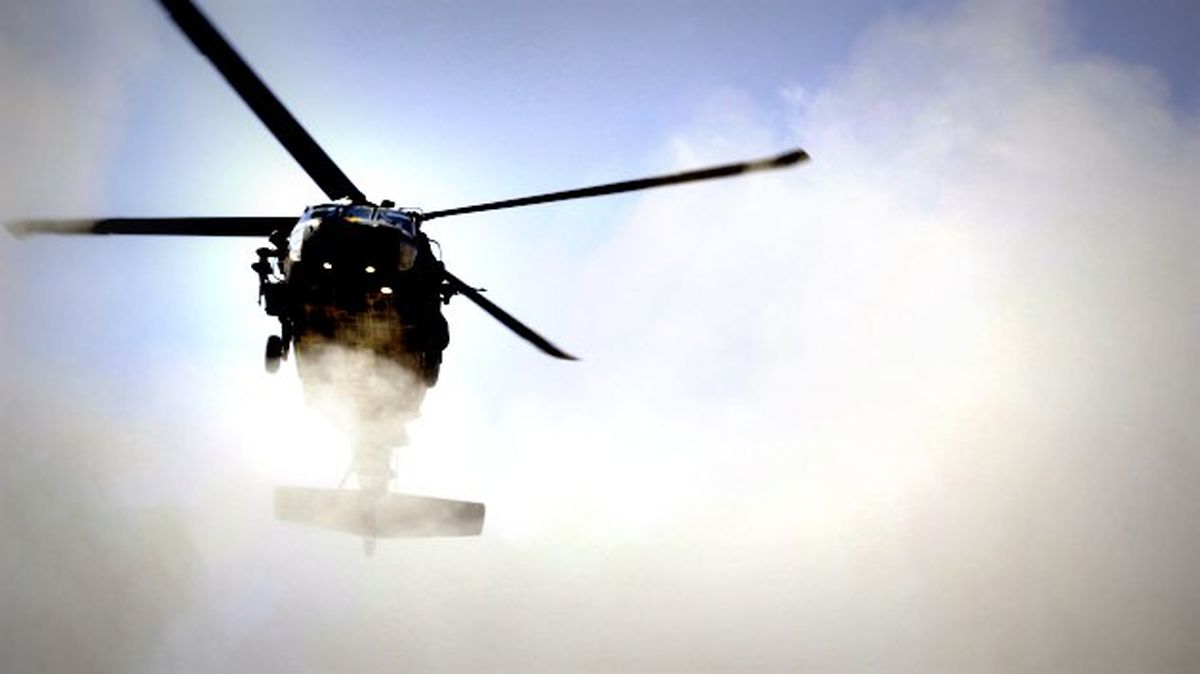 جان باختن ۴ نفر از کادر پروازی سپاه در سقوط بالگرد شرکت نفت در دریای خزر + خبرهای تکمیلی