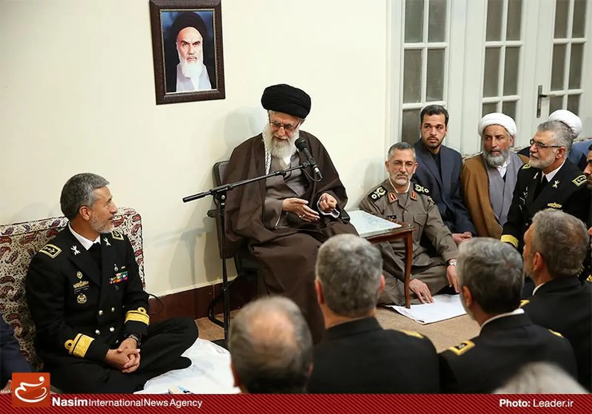 دیدار جمعی از فرماندهان نیروی دریایی ارتش با رهبر معظم انقلاب