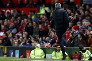 محرومیت دو جلسه‌ای آقای خاص