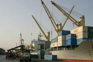 وضعیت بد صادرات صنعتی ایران در دولت یازدهم/ ترکیه ۶ برابر ایران صادرات صنعتی انجام داد