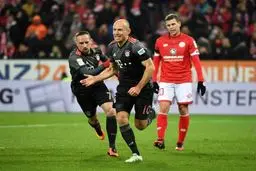 صدرنشینی موقت بایرن‌مونیخ با پیروزی در خانه ماینس