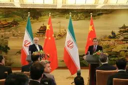 اجازه نخواهیم داد هیچ طرفی به صورت  یک طرفه از برجام عدول کند/ ما انتخاب‌های خود را هم  داریم
