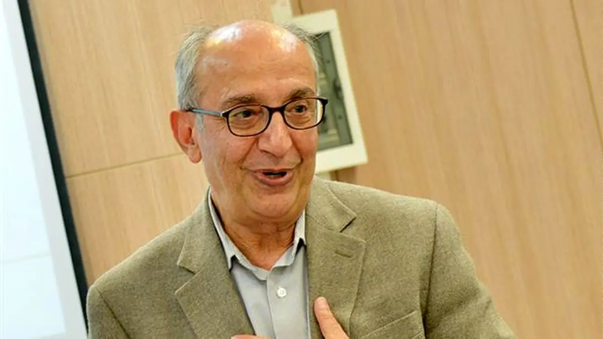 هادی زنوز: قیمت نفت در بودجه سال ۹۶ خوش‌بینانه است/ افزایش بودجه عمرانی ژست سیاسی دولت است