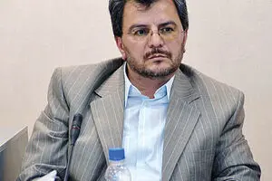عضو اتاق بازرگانی: تبدیل ریال به تومان انحراف افکار عمومی است/ هیچ تاثیری بر اقتصاد ندارد