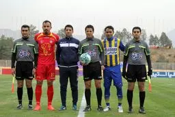 برتری گسترش فولاد برابر نفت تهران در نیمه نخست