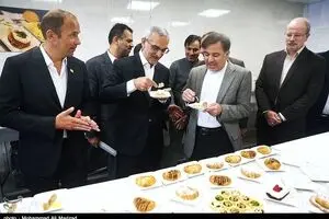 دستاورد پسابرجامی آخوندی لو رفت؛ شرکت اتریشی به شبکه توزیع غذای راه آهن نفوذ کرد!