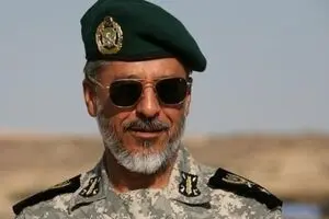 وابستگان نظامی ۲۷ کشور جهان با دریادار سیاری دیدار کردند