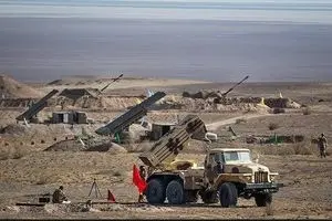 رزمایش محمد رسول الله (ص) ۴ نیروی زمینی ارتش در جنوب شرق کشور آغاز شد