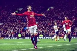 برتری شیاطین سرخ مقابل تاتنهام/ مخیتاریان باز هم به داد آقای خاص رسید