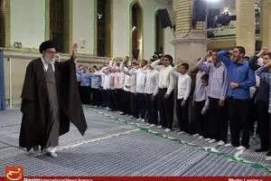 مراسم جشن تکلیف دانش‌آموزان با حضور رهبر معظم انقلاب