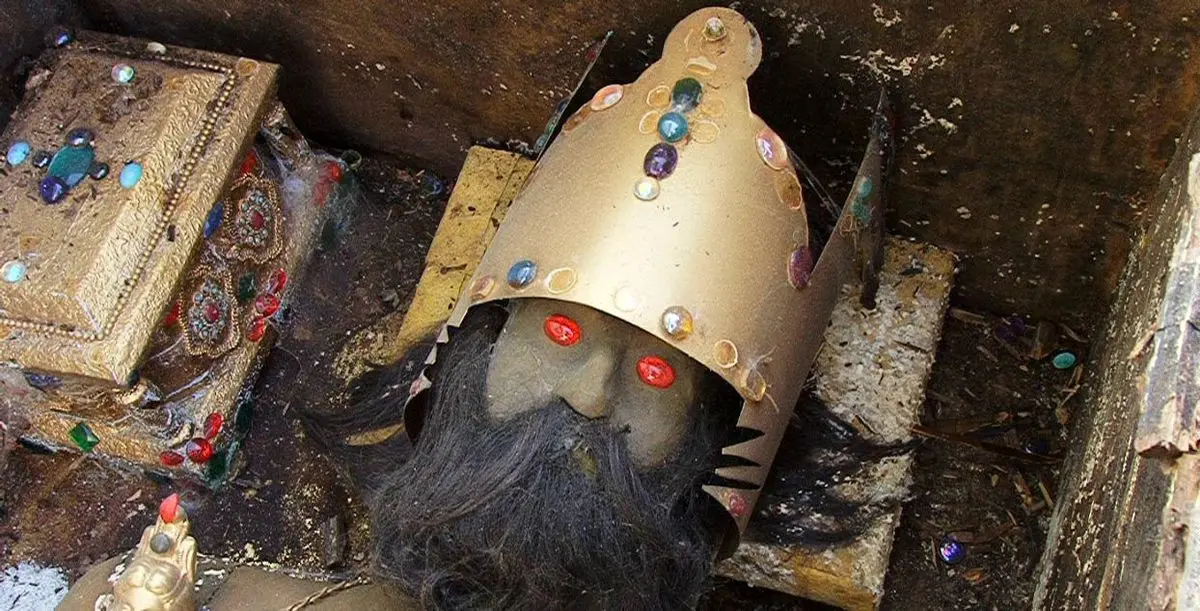 مومیایی ۲۵۰۰ ساله مانکن لباس‌فروشی بود+تصاویر