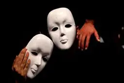 مدیر روابط عمومی، تبلیغات و بازاریابی مخاطب 