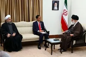 کشورهای اسلامی بر خلاف خواست دشمنان یکدیگر را تقویت کنند