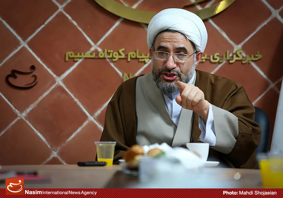 آمریکا و انگلیس و اسرائیل مثلث تفرقه در جوامع اسلامی هستند