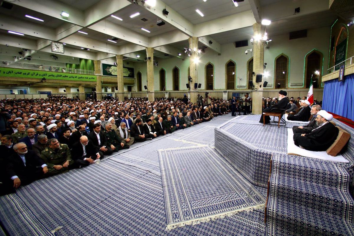 سران قوا، جمعی از مسئولان نظام و سفرای کشورهای اسلامی با رهبر انقلاب دیدار کردند + تصاویر