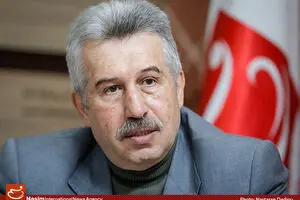 یک اقتصاددان: تا زمانی که خانواده‌ها فرزند بیکار دارند، رشد ۷.۴ درصدی را باور نمی‌کنند!