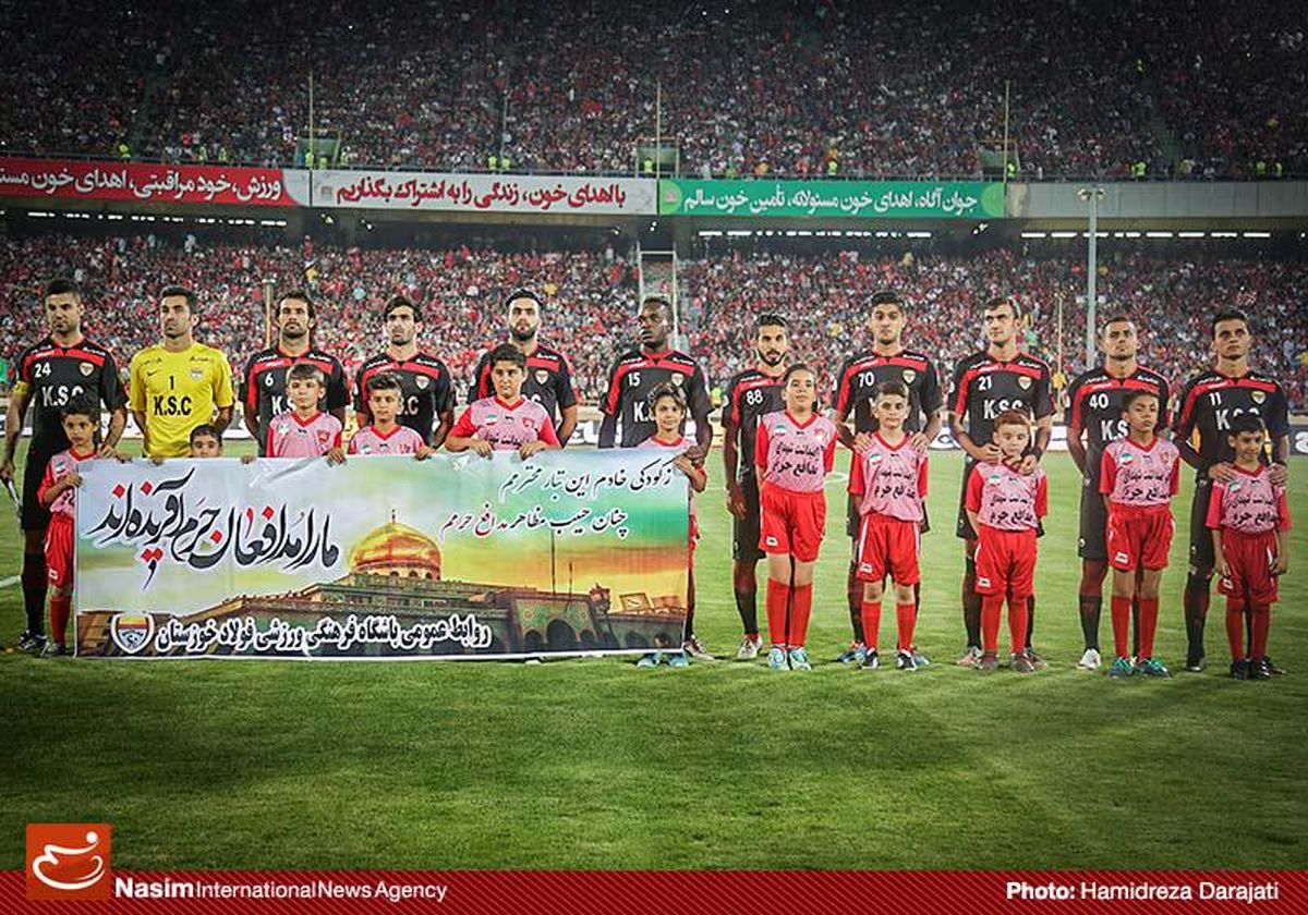 بازیکنان و اعضای تیم فوتبال فولادخوزستان از جانبازان ۸ سال دفاع مقدس عیادت کردند
