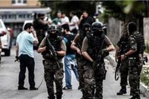 پلیس ترکیه فرد مسلح مظنون به حمله به سفارت آمریکا در آنکارا را دستگیر کرد