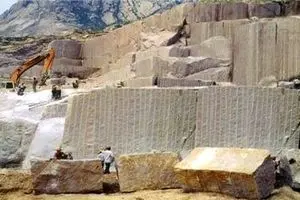 حیرت‌زدگی فعالان صنعت سنگ از تصیم اخیر رئیس‌جمهور/ انتظار داشتیم در دولت تدبیر بدون بررسی کاری انجام نشود!