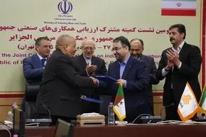 شراکت همزمان پژو با ایران خودرو و سایپا غیرقانونی است/ ایران خودرو و سایپا برای آب خوردن هم باید از پژو اجازه بگیرند
