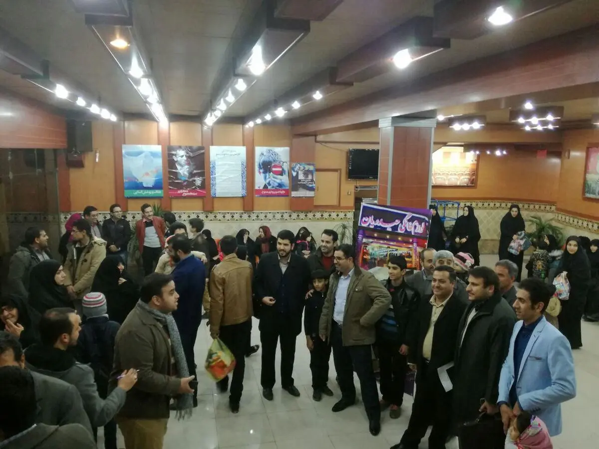 "یتیم خانه ایران" روح استعماری دشمنان ملت ایران را به تصویر می کشد