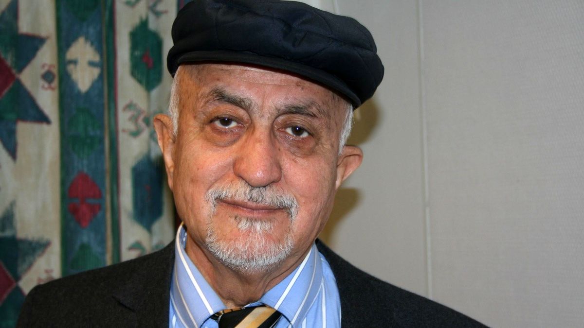 تجلیل جایزه جلال از نویسنده فقید افغانستان