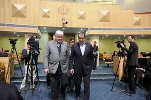 رودربایستی مدیران روحانی با 