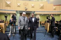 رودربایستی مدیران روحانی با 