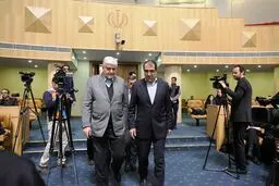 رودربایستی مدیران روحانی با 
