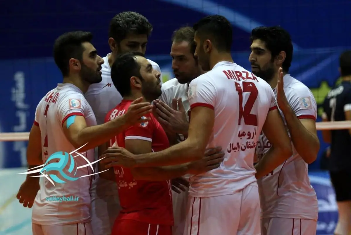 بانک سرمایه بازی بزرگ هفته را در خانه باخت/ پیکان صدرنشین شد