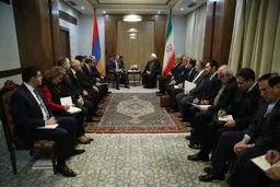 اجرایی شدن توافقات و تسهیل ارتباط بخش‌های خصوصی روابط تهران - ایروان را گسترش خواهد داد