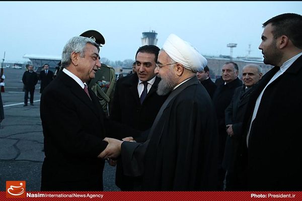 استقبال رسمی از رئیس‌جمهور در ایروان