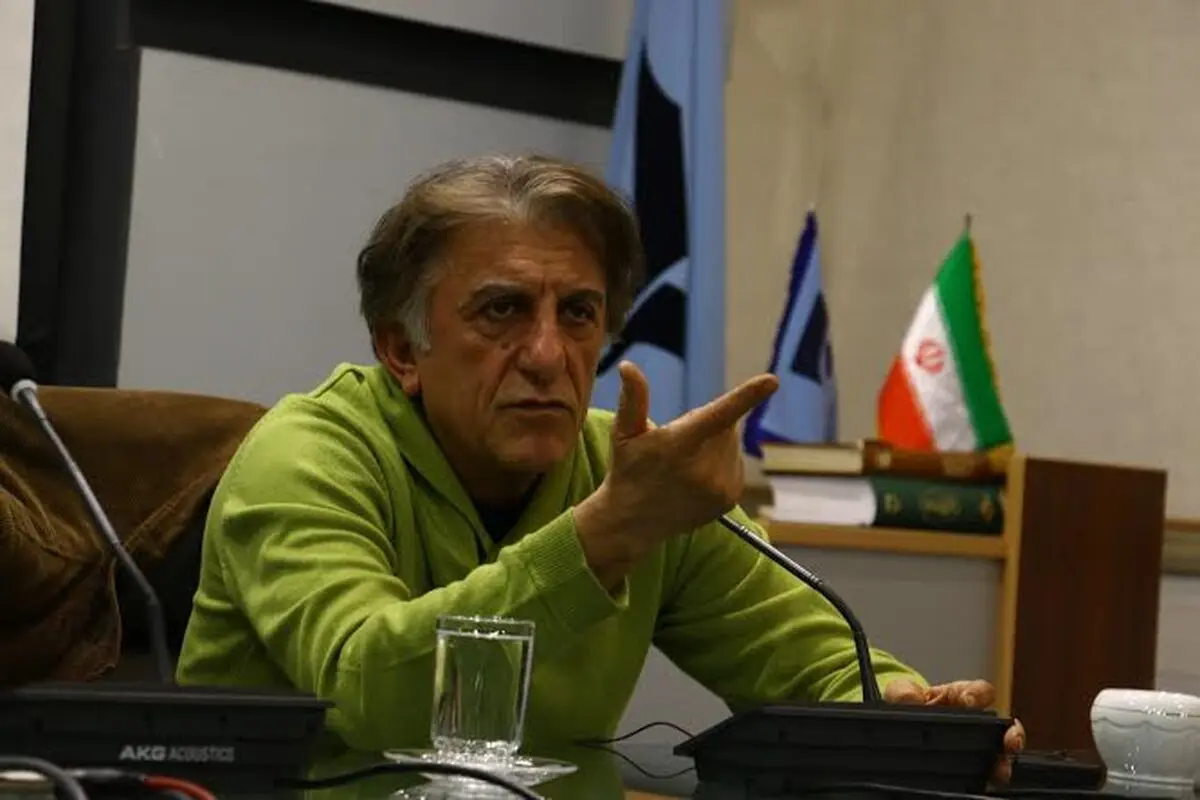 بازیگری کاری شبیه شعبده بازی است