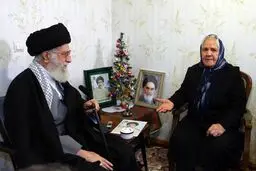 حضور رهبر انقلاب در منزل خانواده شهید مسیحی/ خاطره حضرت آیت‌الله خامنه‌ای از دوست مسیحی‌شان