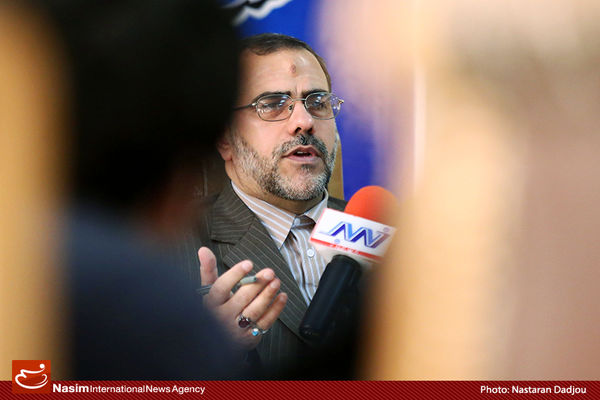 سخنرانی معاون پارلمانی رئیس‌جمهور در نمازجمعه یزد نیمه‌تمام ماند