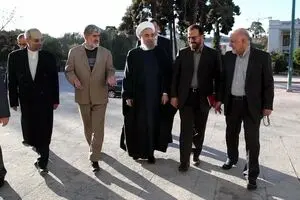 ۱۰ دلیل در رد رشد اقتصادی ۷.۴درصدی