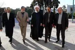 ۱۰ دلیل در رد رشد اقتصادی ۷.۴درصدی